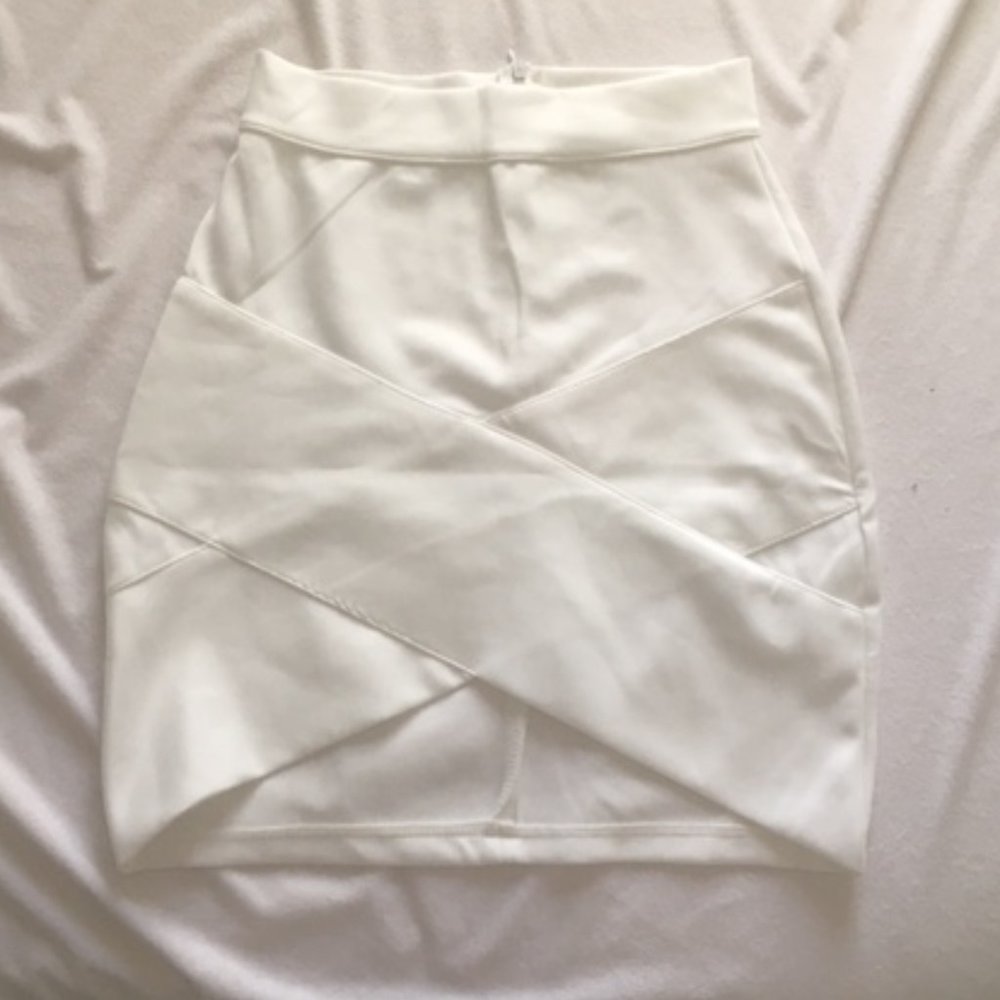 white bodycon tight mini skirt